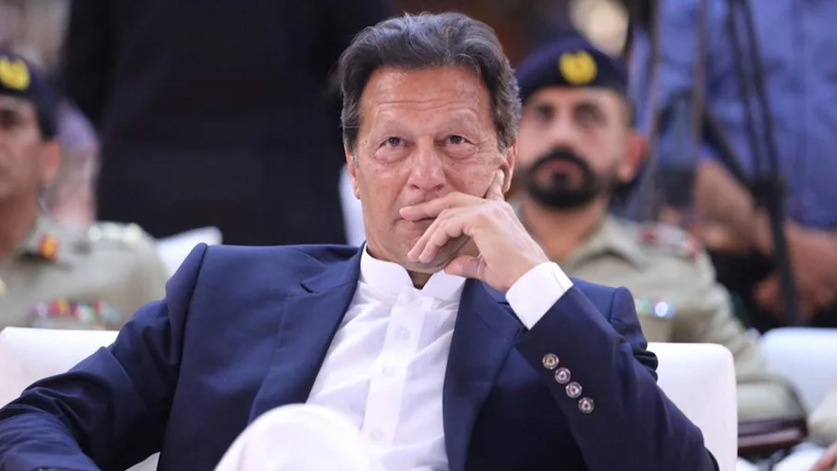 पाकिस्तानका पूर्वप्रधानमन्त्री खानलाई दंगासँग सम्बन्धित १२ मुद्दामा जमानत